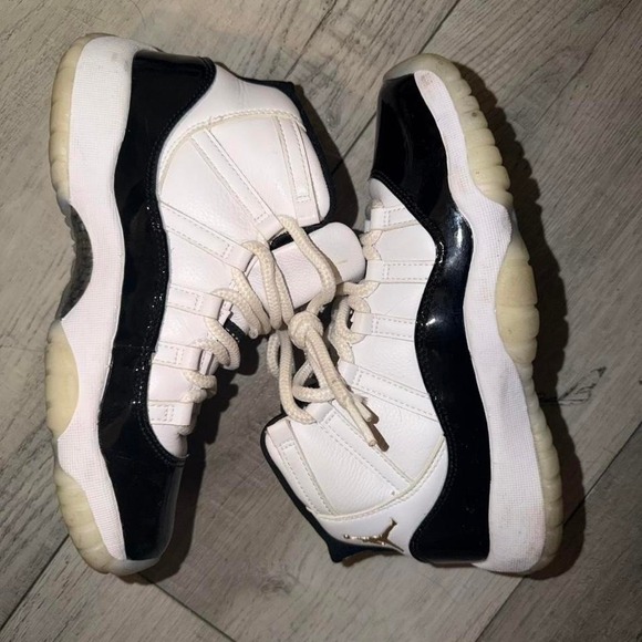 Jordan Other - Jordan 11 concord white trainers. Size US 5.5